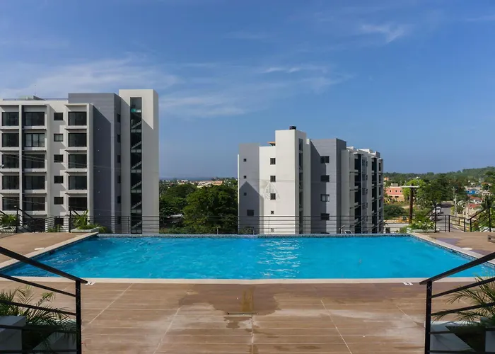 Azure 6th Floor Ocean View W Pool *