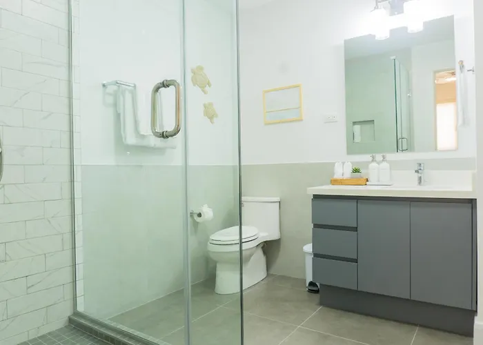 Apartamento Azure 6th Floor Ocean View W Pool Ocho Ríos