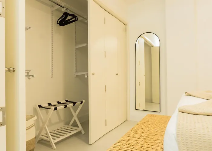Azure 6th Floor Ocean View W Pool Apartamento *